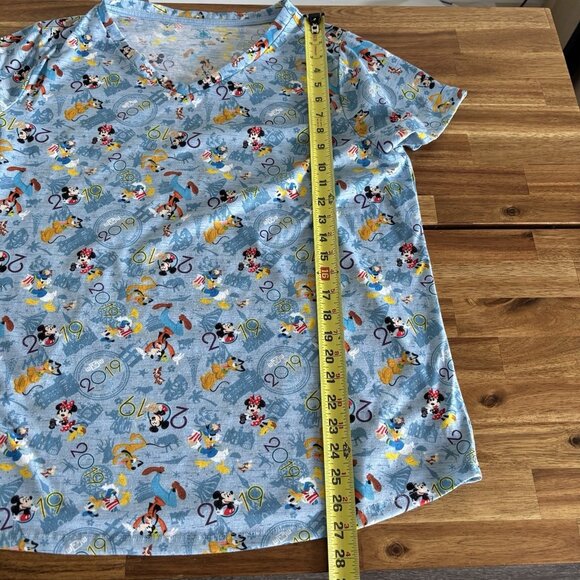 Walt Disney World EPCOT 2019 V-neck Short Sleeve Top Women’s 1X Blue Vacation - Picture 7 of 12